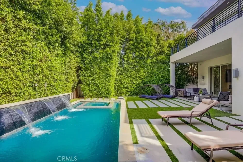737 N Cherokee Avenue, Los Angeles, California, United States. - Photo 43