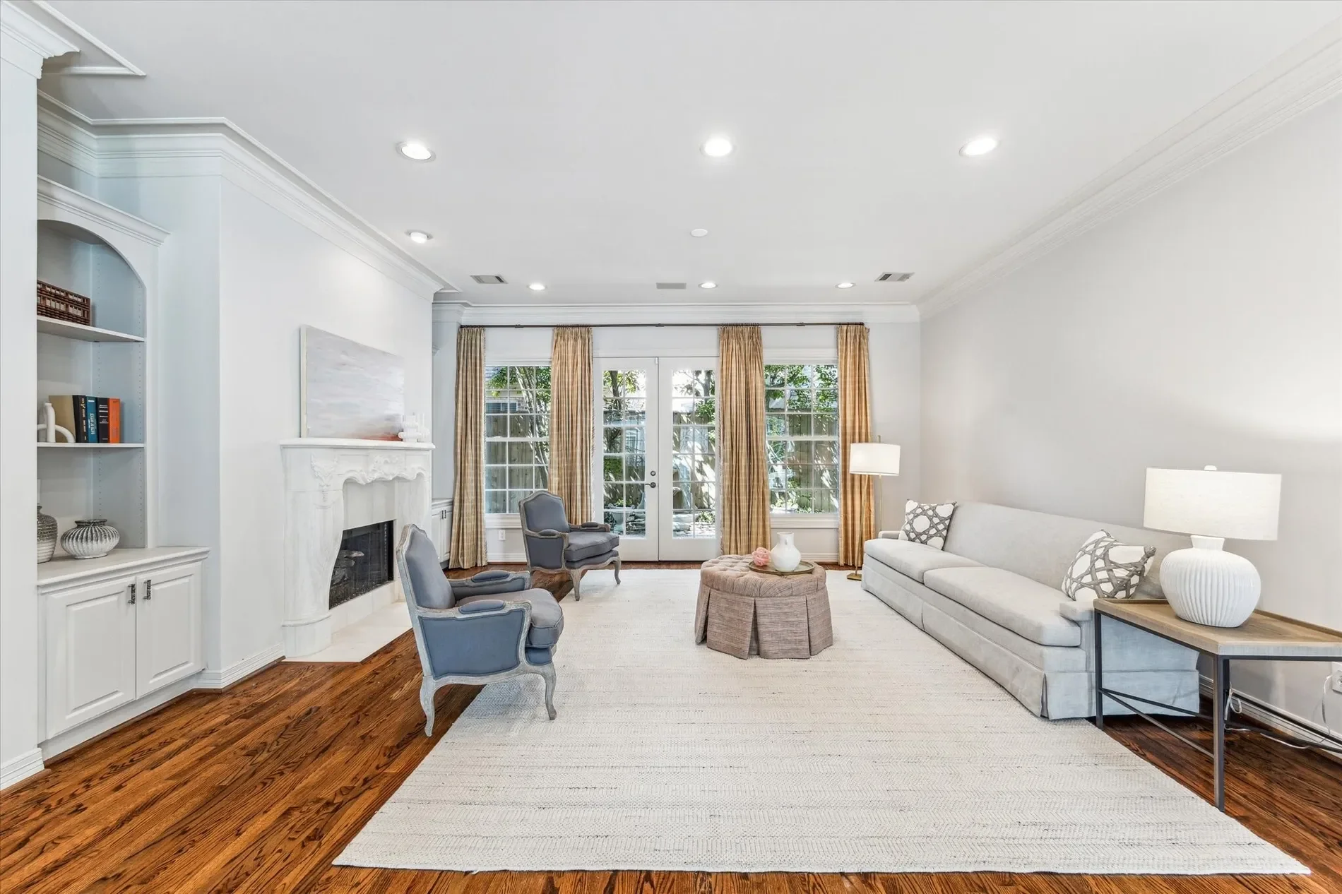 1 Exbury Way, Houston, TX 77056, Houston, Texas, United States. - Photo 3