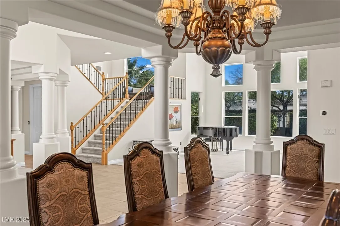 8095 Dark Hollow Place, Las Vegas, Nevada, United States. - Photo 19