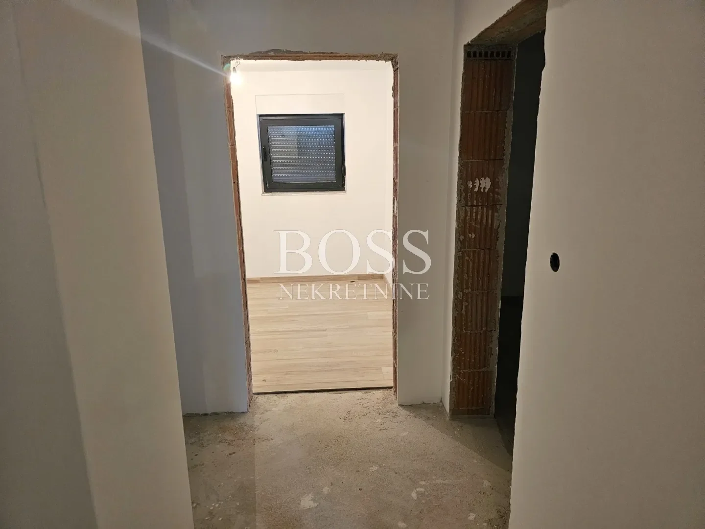 Gallery photo 12