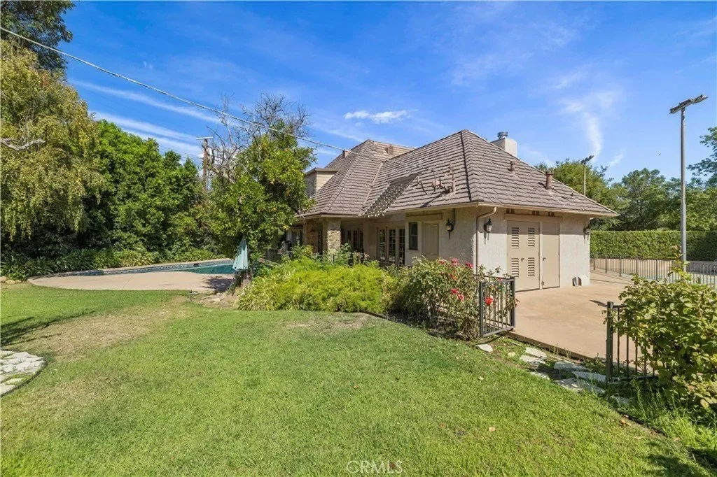 5200 Collier Place, Woodland Hills, CA, 91364, USA, Los Angeles, California, United States. - Photo 41