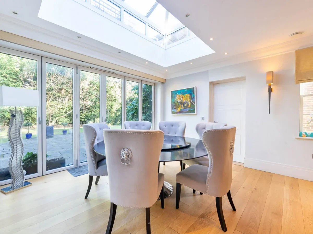 Abbots Drive, Virginia Water, GU25, Virginia Water, England, United Kingdom. - Photo 1