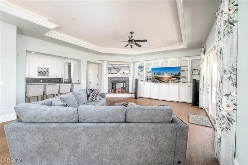 9219 Tesoras Drive 402, Las Vegas, NV 89144, Las Vegas, Nevada, United States. - Photo 23