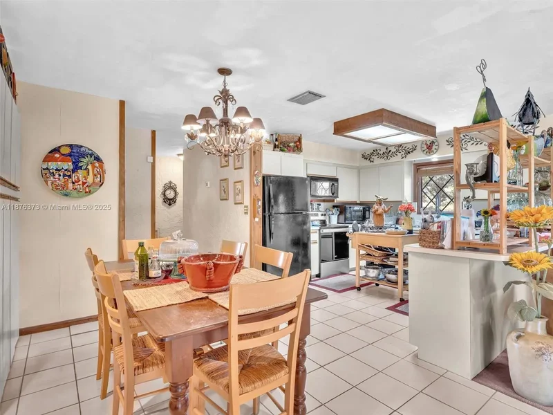 5310 SW 109th Ave, Davie, FL 33328, Davie, Florida, United States. - Photo 39