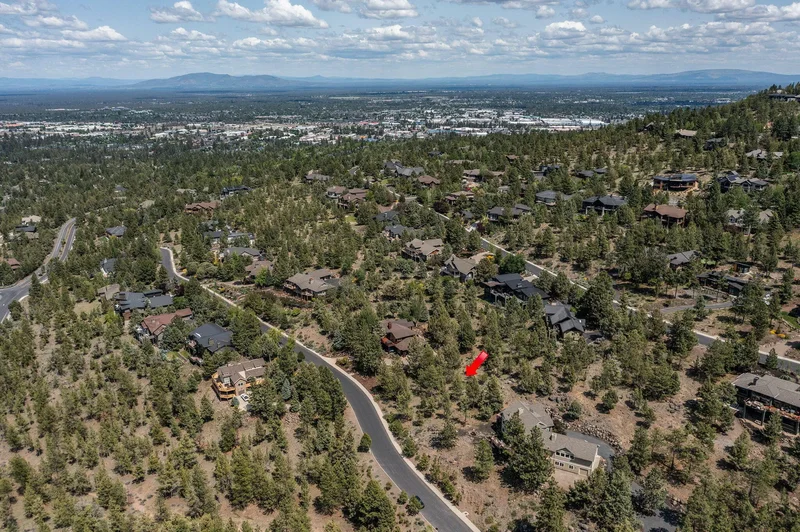 3341 NW Panorama Drive, Bend, Oregon, United States. - Photo 29