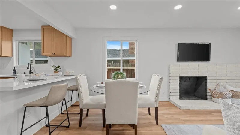 2229 Larchmont St, Pomona, CA 91767, Pomona, California, United States. - Photo 9