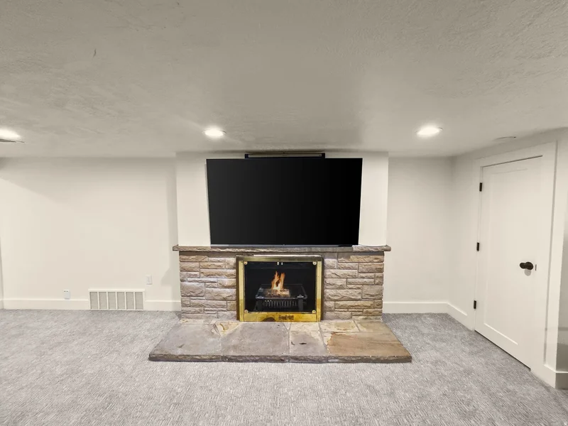 106 S 100 E, Farmington, Utah, United States. - Photo 47