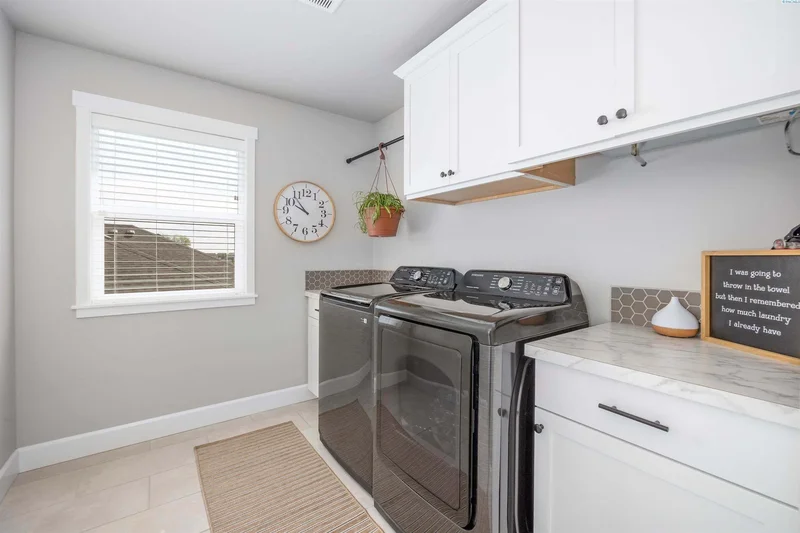 7037 W 35th Ave, Kennewick, WA 99338, Kennewick, Washington, United States. - Photo 17