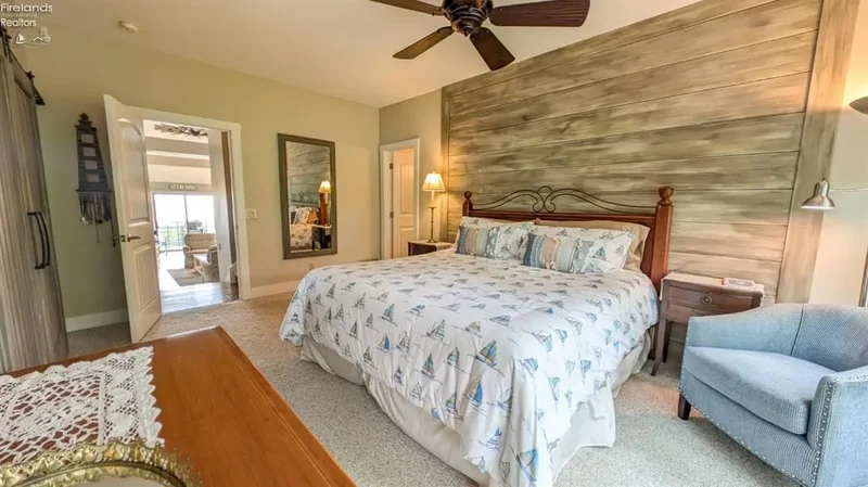 4290 Marin Boulevard B, #B, Port Clinton, OH, 43452, USA, Port Clinton, Ohio, United States. - Photo 34