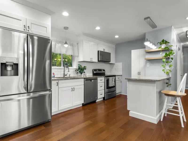 48 High Street Extension , Westborough, MA 01581, Westborough, Massachusetts, United States. - Photo 2