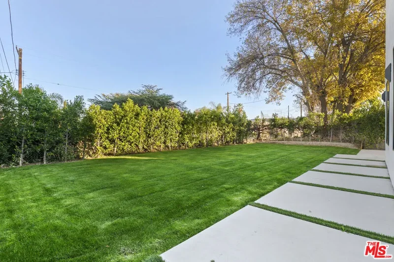 5152 Etiwanda Avenue, Los Angeles, California, United States. - Photo 57