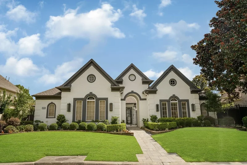 Single Family Residence in Houston