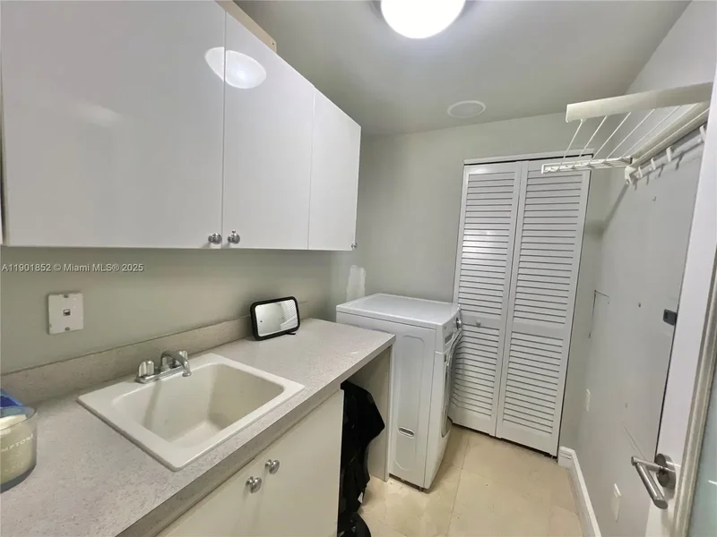 Condominium in Sunny Isles Beach