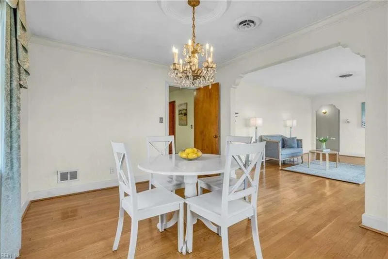 1 WARWICK Street, Portsmouth, Virginia, United States. - Photo 21