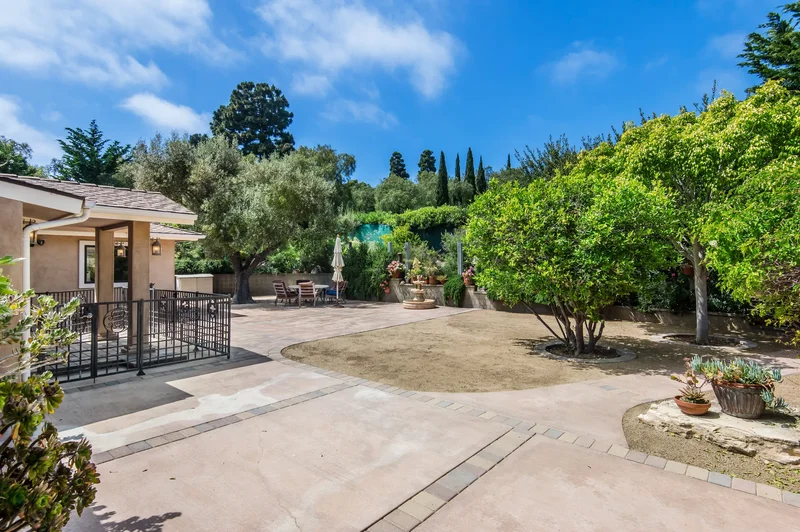 1 Thyme Place , Rancho Palos Verdes, CA 90275, Rolling Hills, California, United States. - Photo 43