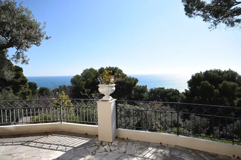 Cap-d'Ail, Provence-Alpes-Côte d'Azur, France. - Photo 4