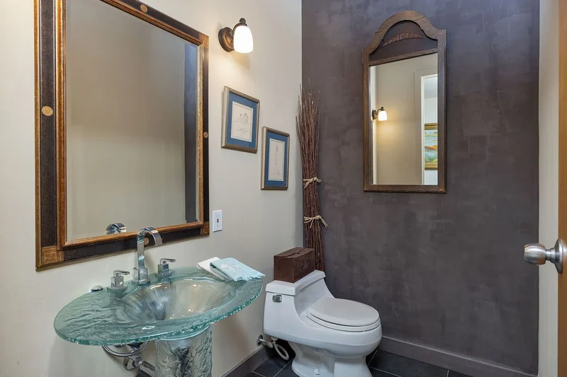 155 Dalhousie St  PH1, Toronto, ON M5B 2P7, Toronto, Ontario, Canada. - Photo 2