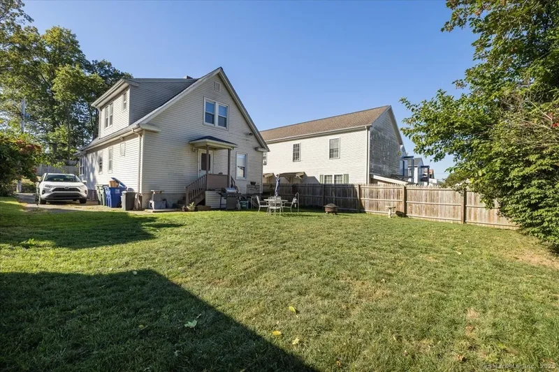 83 Berkeley Place, Bridgeport, CT 06610, Bridgeport, Connecticut, United States. - Photo 27