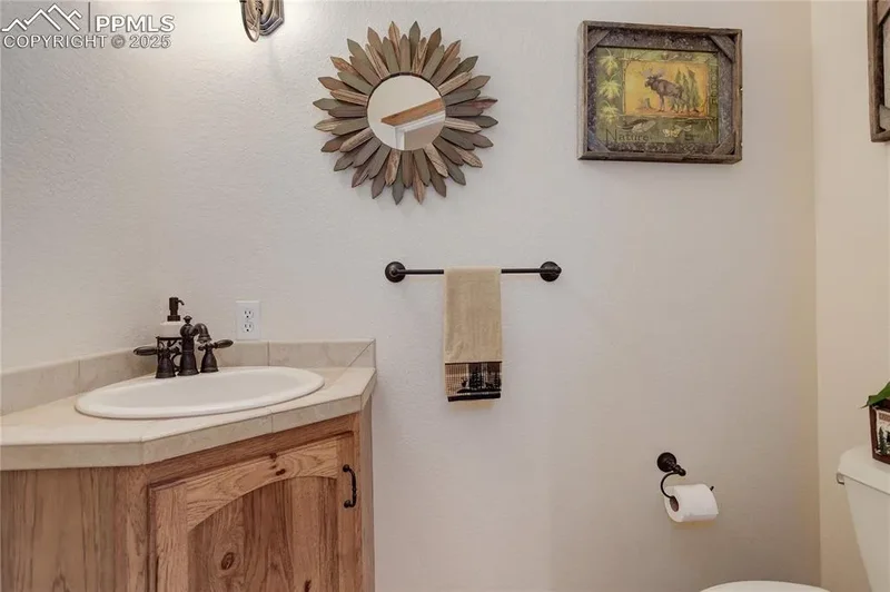 18190 Bakers Farm Road, Colorado Springs, CO 80908, Colorado Springs, Colorado, United States. - Photo 19