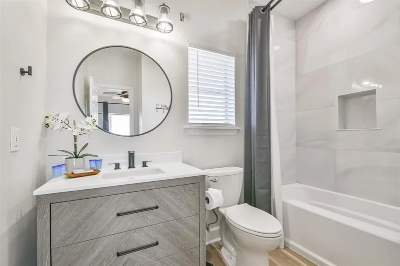 11811 Sunbather Lane, Galveston, Texas, United States. - Photo 35