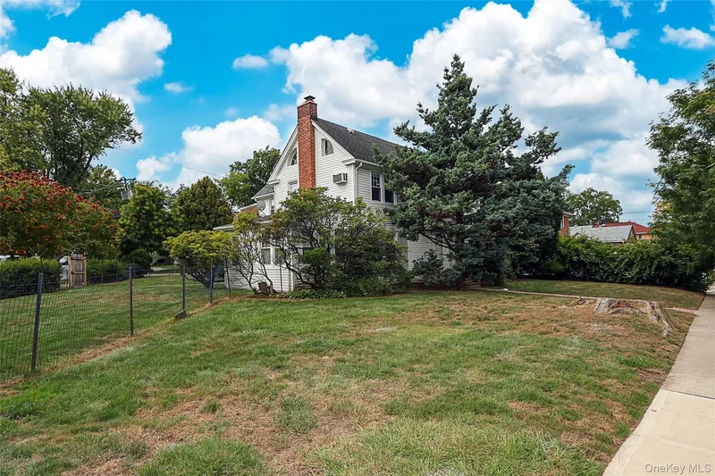52-50 Little Neck Parkway, Little Neck, NY 11362, New York, New York, United States. - Photo 44
