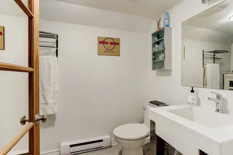 418 Av. Grosvenor, Westmount, Quebec, Canada. - Photo 18