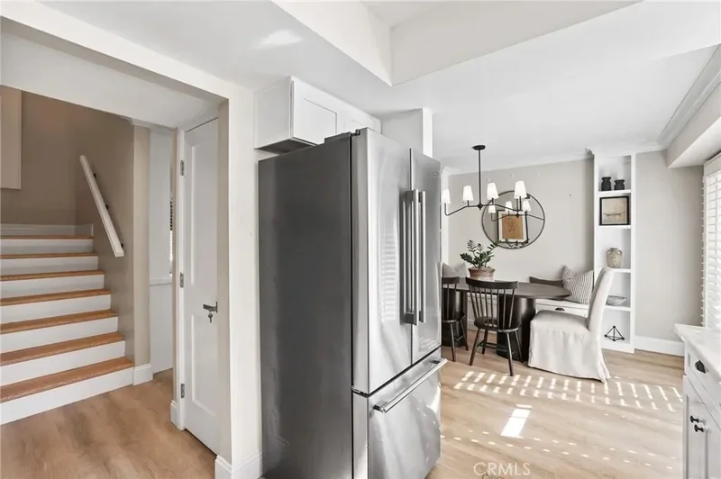 2209 Vista Huerta, Newport Beach, California, United States. - Photo 15