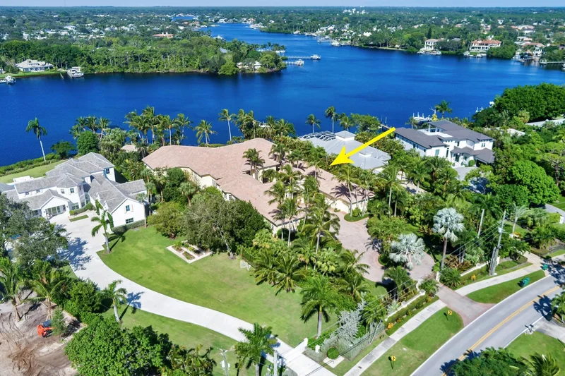 19223 Riverside Drive, Tequesta, Florida, United States. - Photo 68