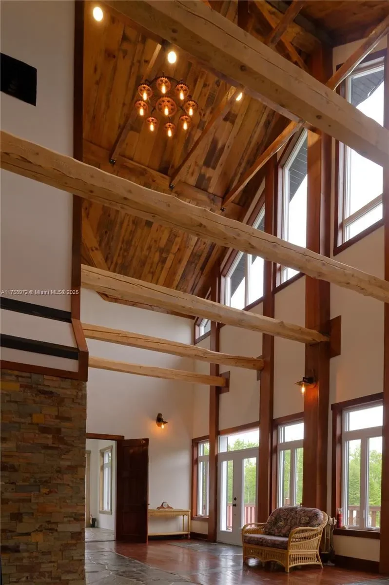 Gallery photo 10