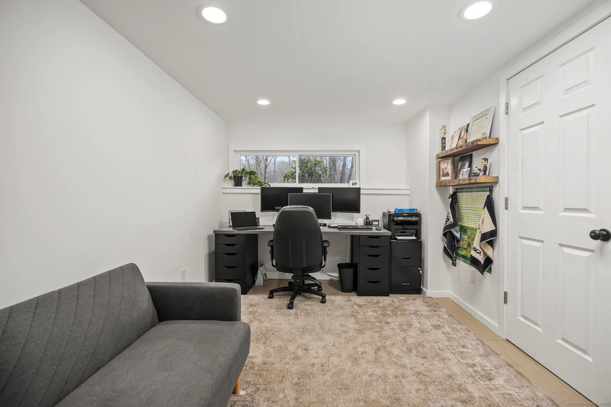8 Cherokee Drive, Brookfield, Connecticut, United States. - Photo 2