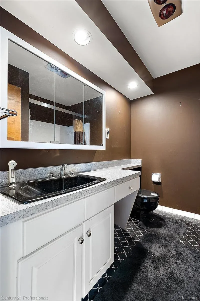 291 N Baldwin Road, Clarkston, MI 48348, Clarkston, Michigan, United States. - Photo 52