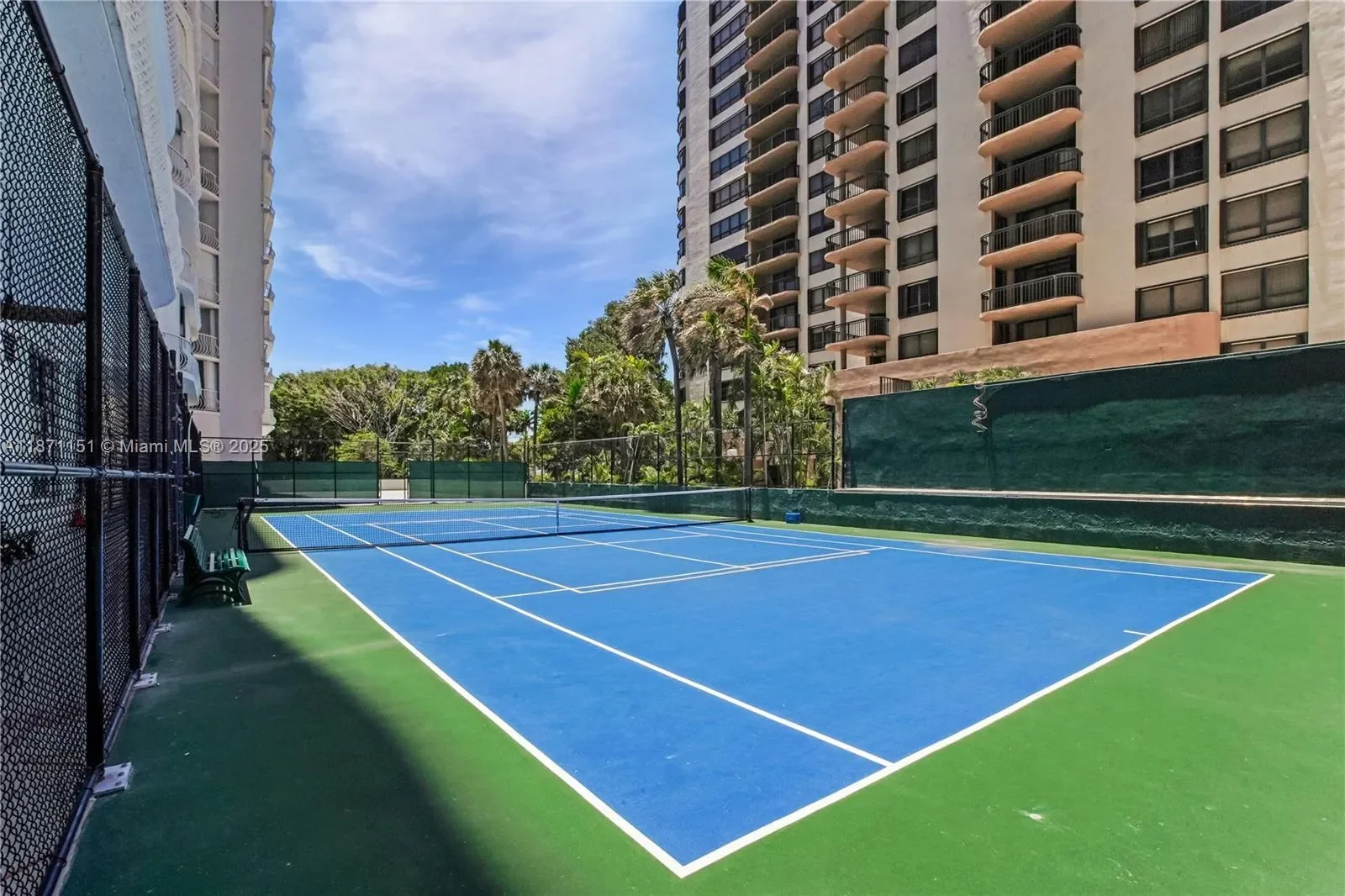 10155 Collins Ave 606, Bal Harbour, Florida, United States. - Photo 34