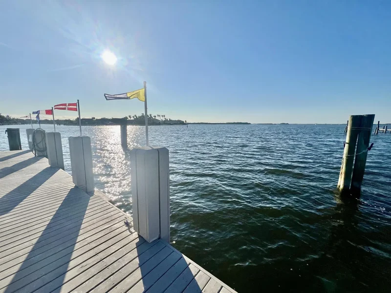 1903 Bay Road 205, Vero Beach, Florida, United States. - Photo 40