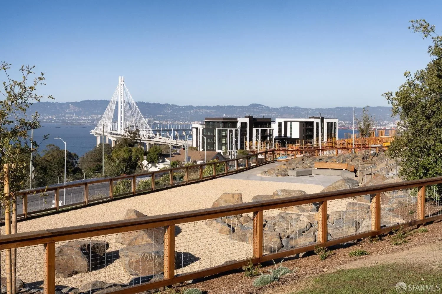 38 Meadow Drive 1, San Francisco, California, United States. - Photo 2
