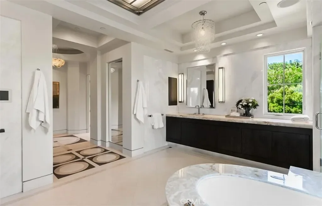 9 Shoreridge, Newport Beach, California, United States. - Photo 52