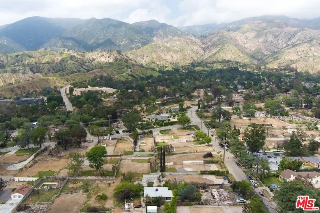 3359 Glenrose Ave, Altadena, California, United States. - Photo 22