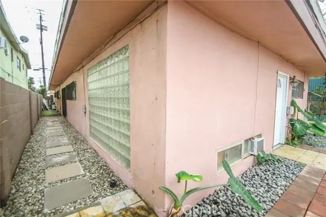 3241 Santa Ana, Huntington Park, CA 90255, Huntington Park, California, United States. - Photo 42
