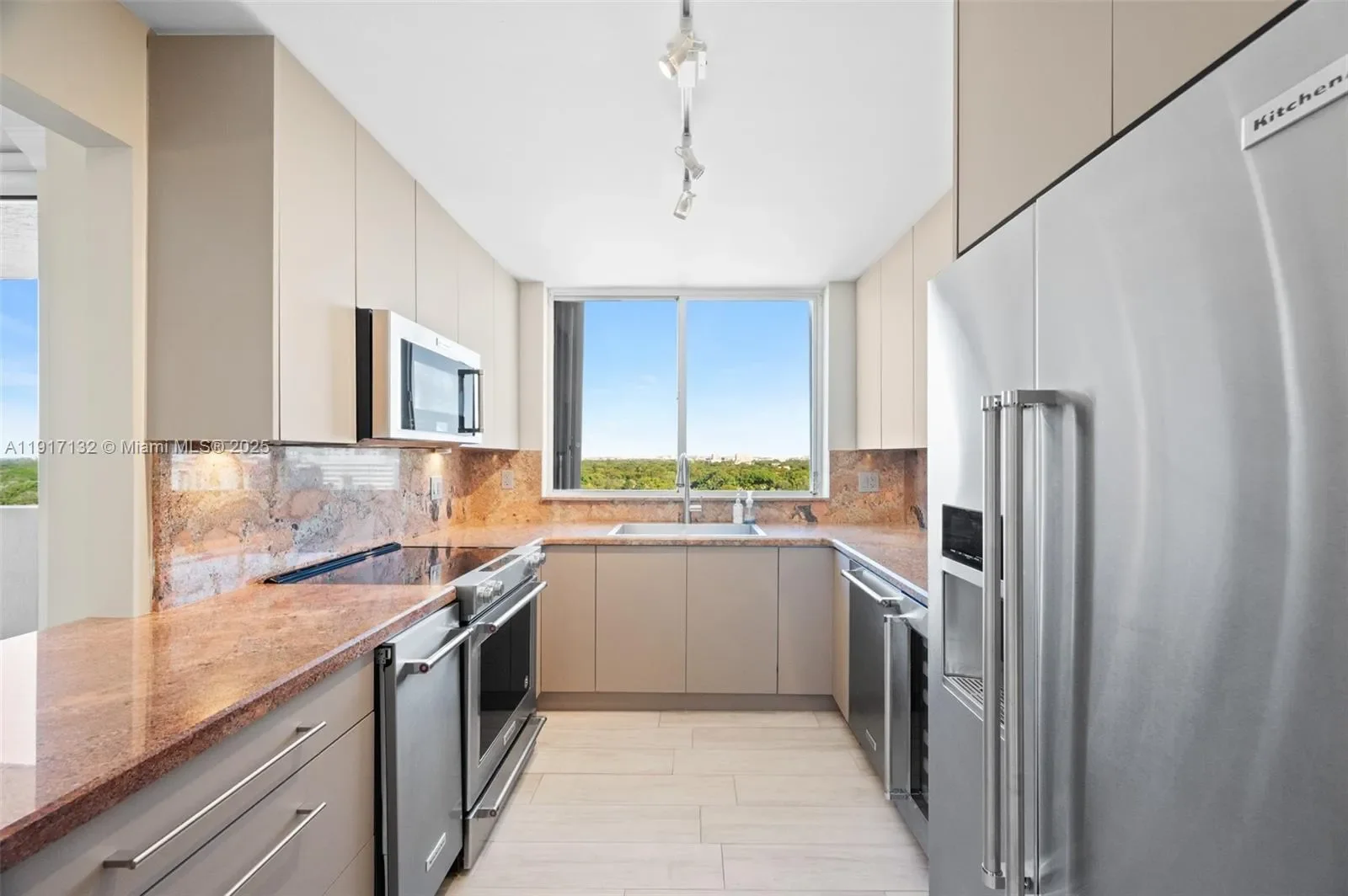 441 Valencia Ave 1201, Coral Gables, Florida, United States. - Photo 9