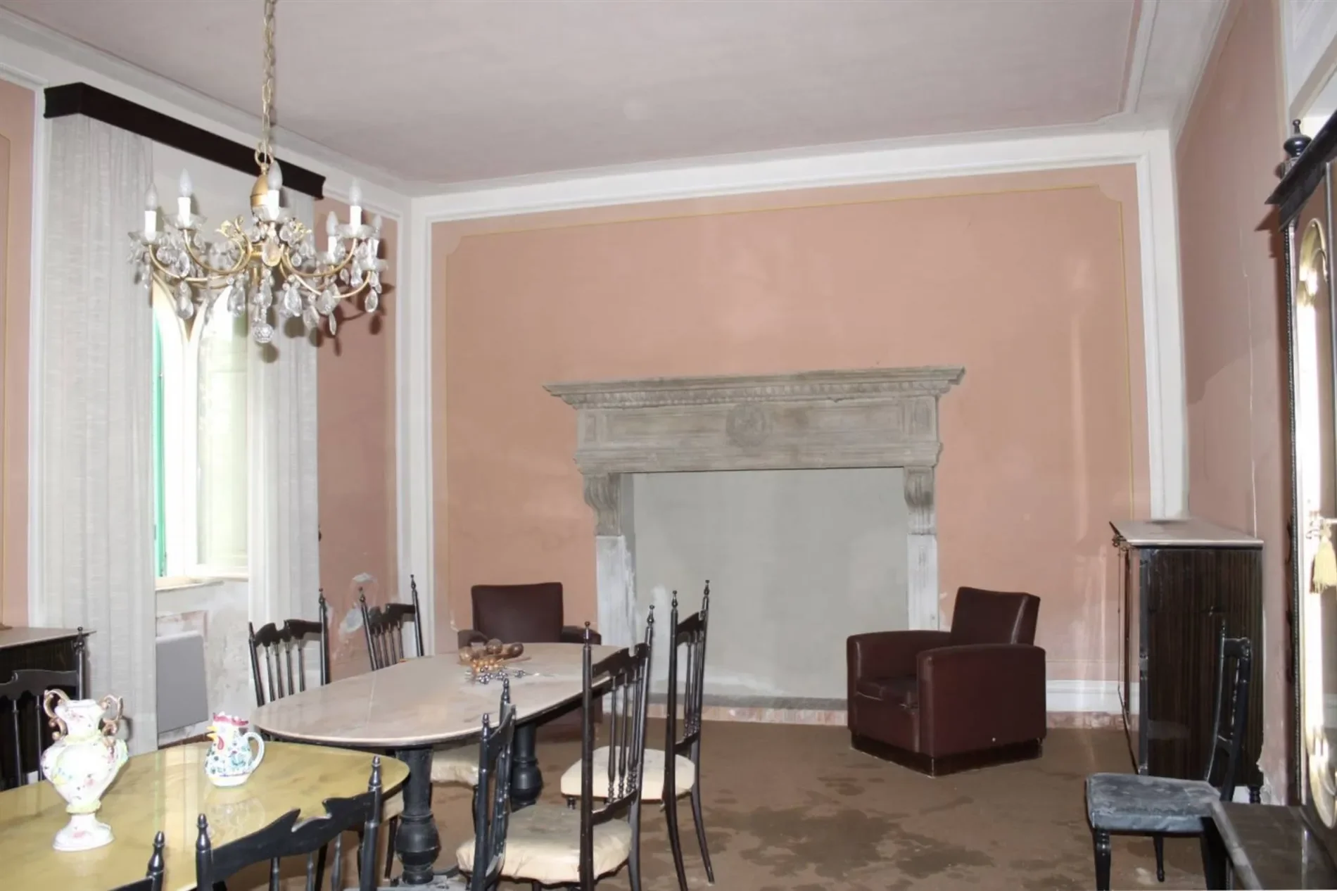 Gallery photo 2