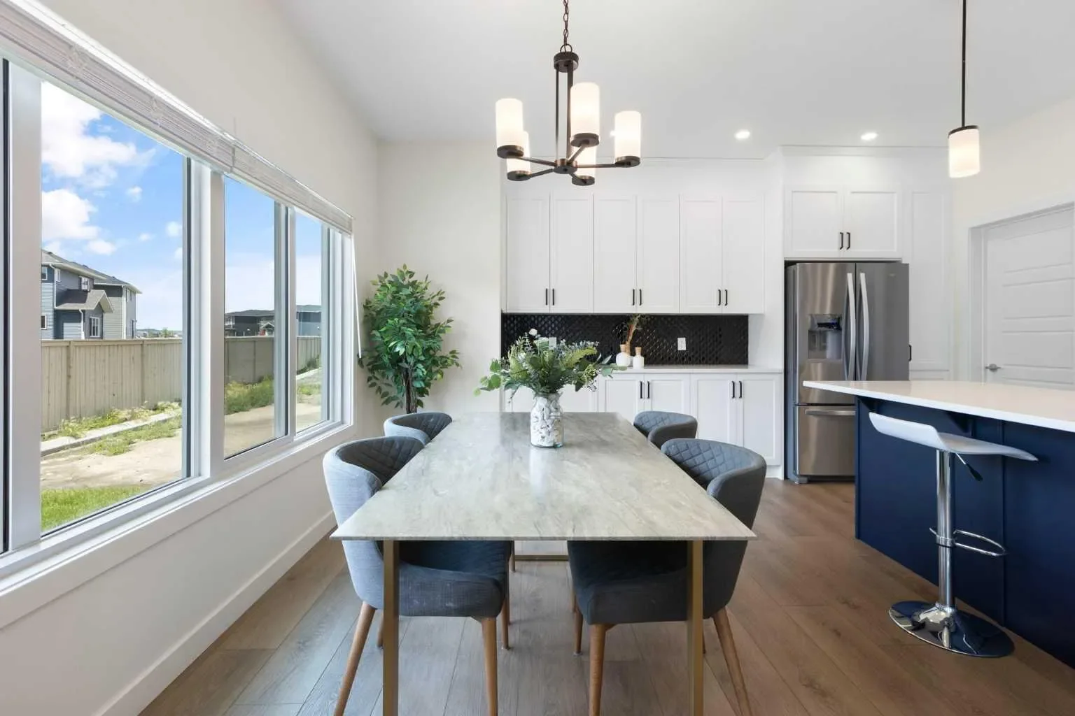 1635 Baywater Street SW, Airdrie, Alberta, Canada. - Photo 21