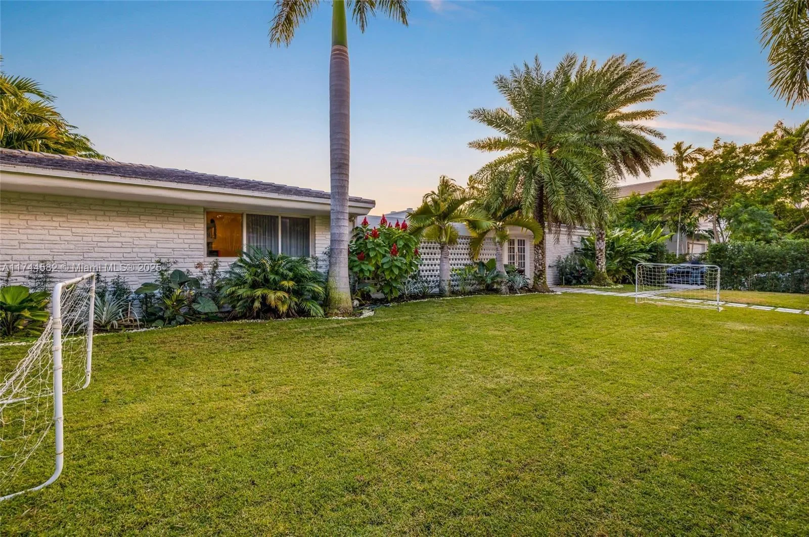 1250 NE 87th St, Miami, Florida, United States. - Photo 49