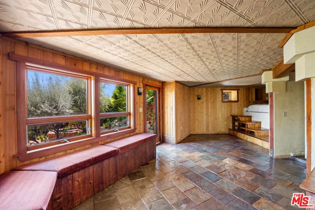 440 Mariposa Drive, Ventura, California, United States. - Photo 4