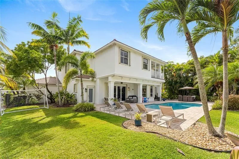 2527  Montclaire Cir, Weston, FL 33327, Weston, Florida, United States. - Photo 38