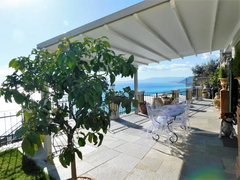 Via Aurelia, Camogli, Liguria, Italy. - Photo 1