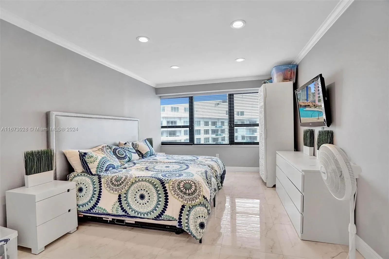 5225 Collins Ave PH7, Miami Beach, Florida, United States. - Photo 20