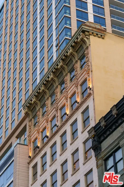 424 S Broadway, Los Angeles, California, United States. - Photo 16