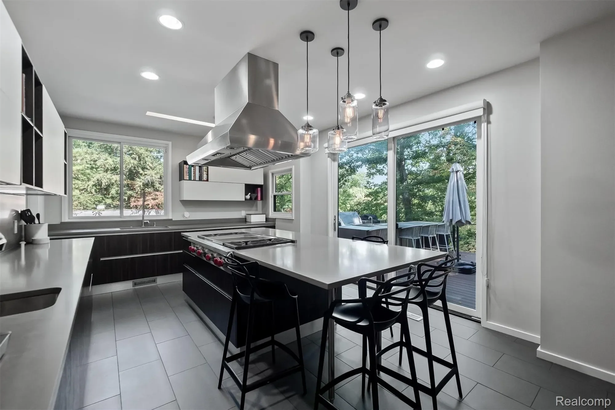7371 Lindenmere Drive, Bloomfield Hills, MI 48301, Bloomfield Hills, Michigan, United States. - Photo 3