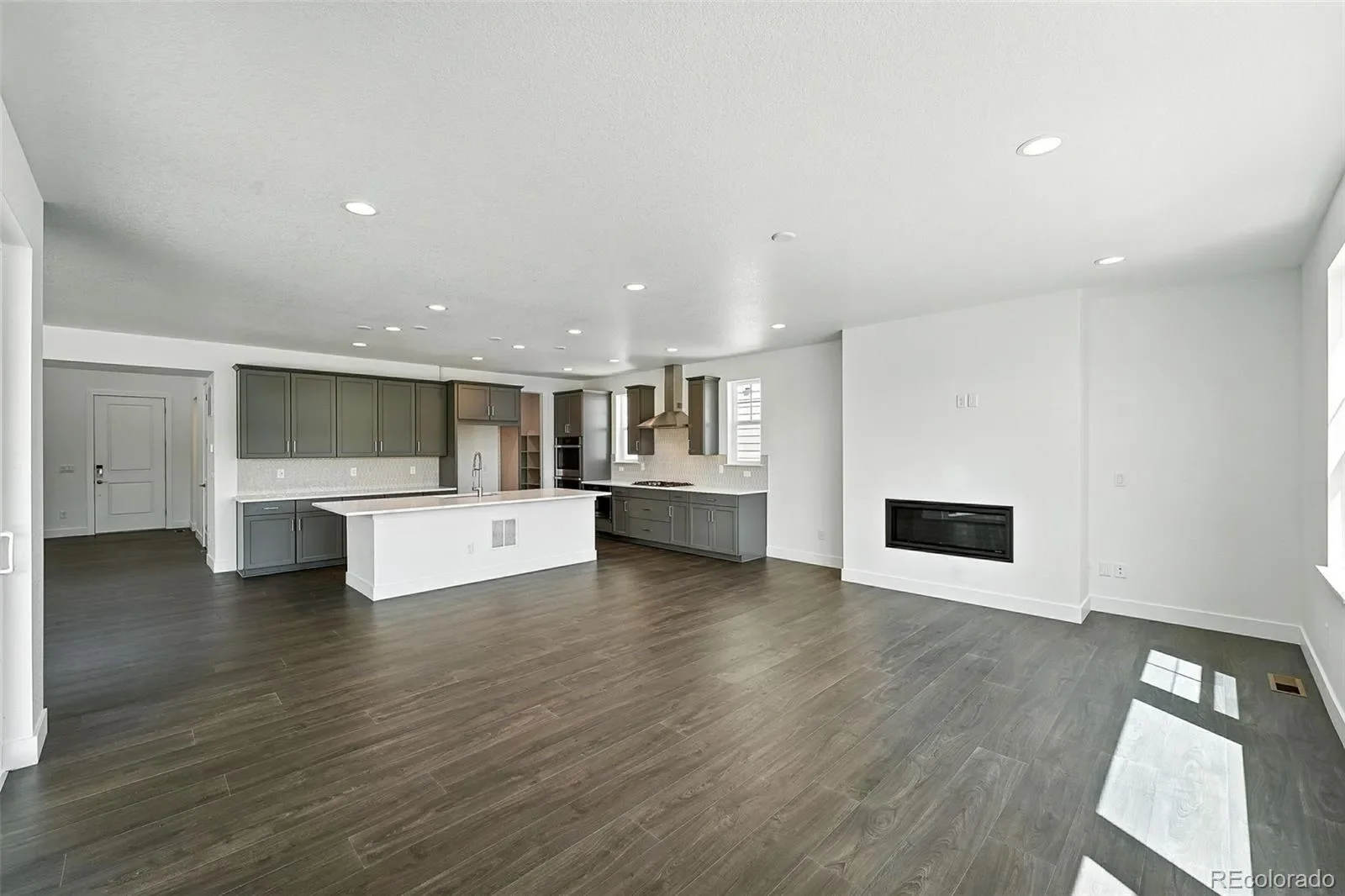 Gallery photo 6