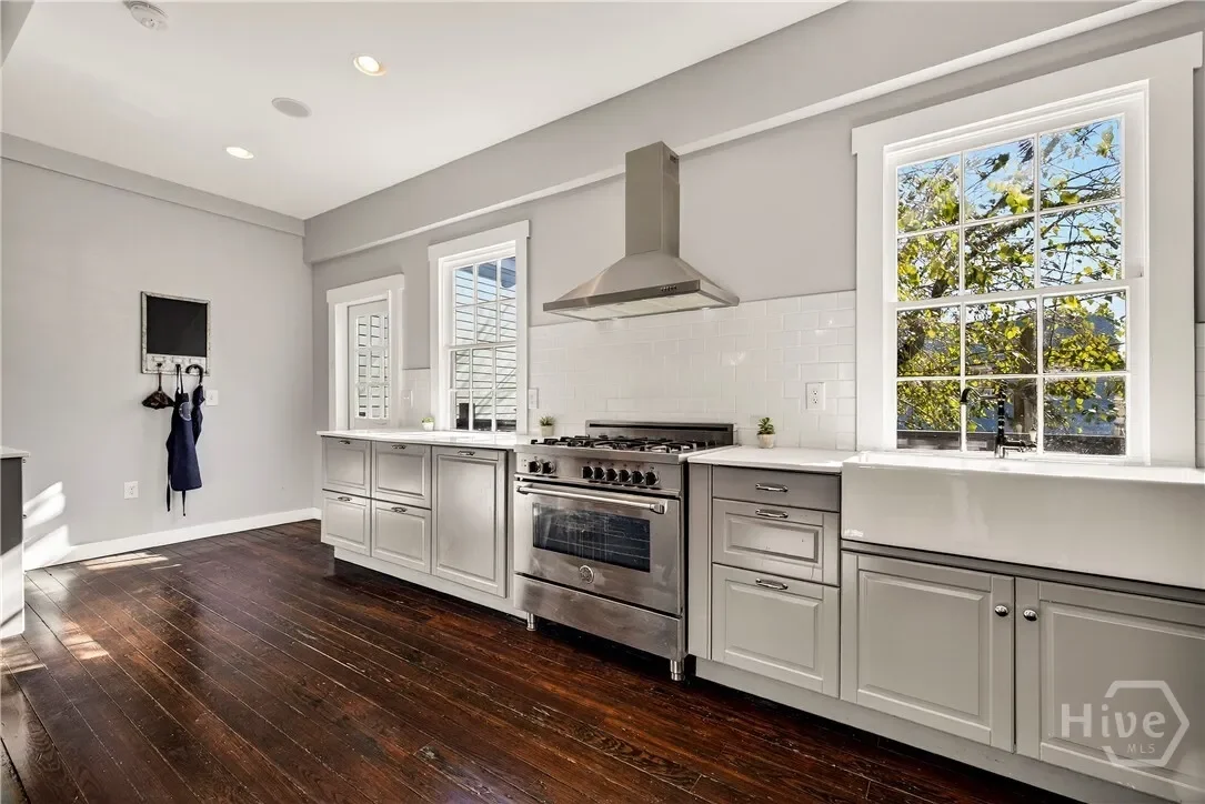507 E Mcdonough Street, Savannah, Georgia, United States. - Photo 8