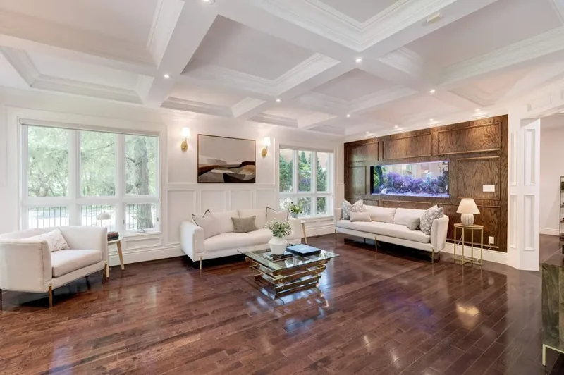 106 Appleby Pl, Burlington, ON L7L 2X1, Canada, Burlington, Ontario, Canada. - Photo 2